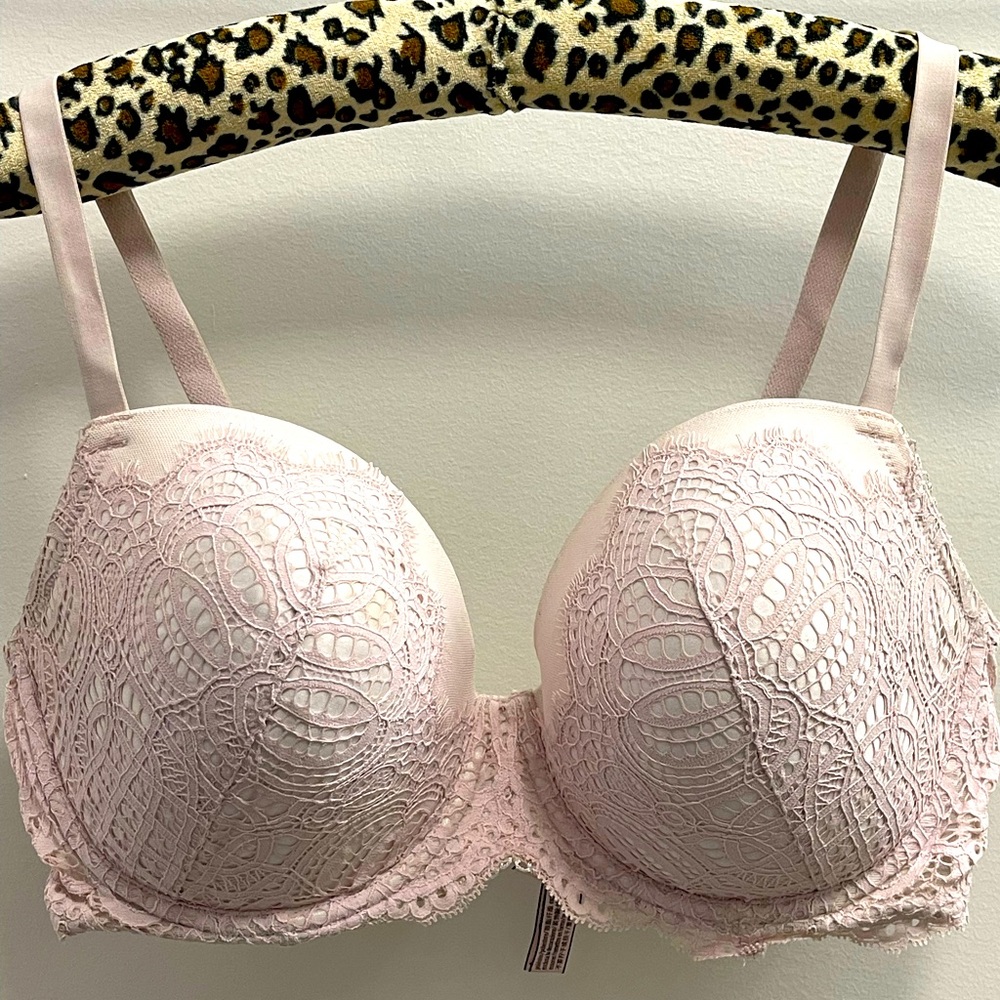 VS Dream Angels Demi Bra